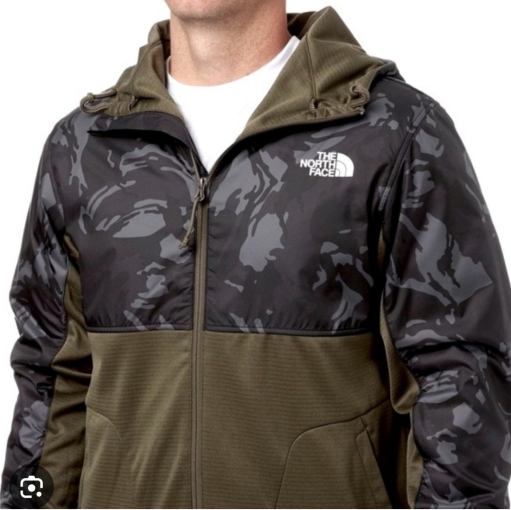 The North Face Train N Logo Zip Up Jacket Camo Men Size Small